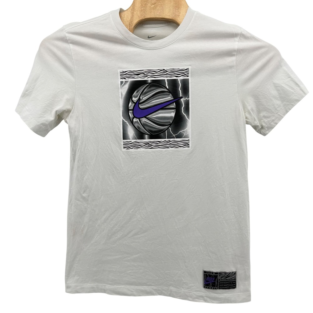 Nike T-Shirt Mens Medium White Basketball Graphic Lightning Zebra Print‎ Tee